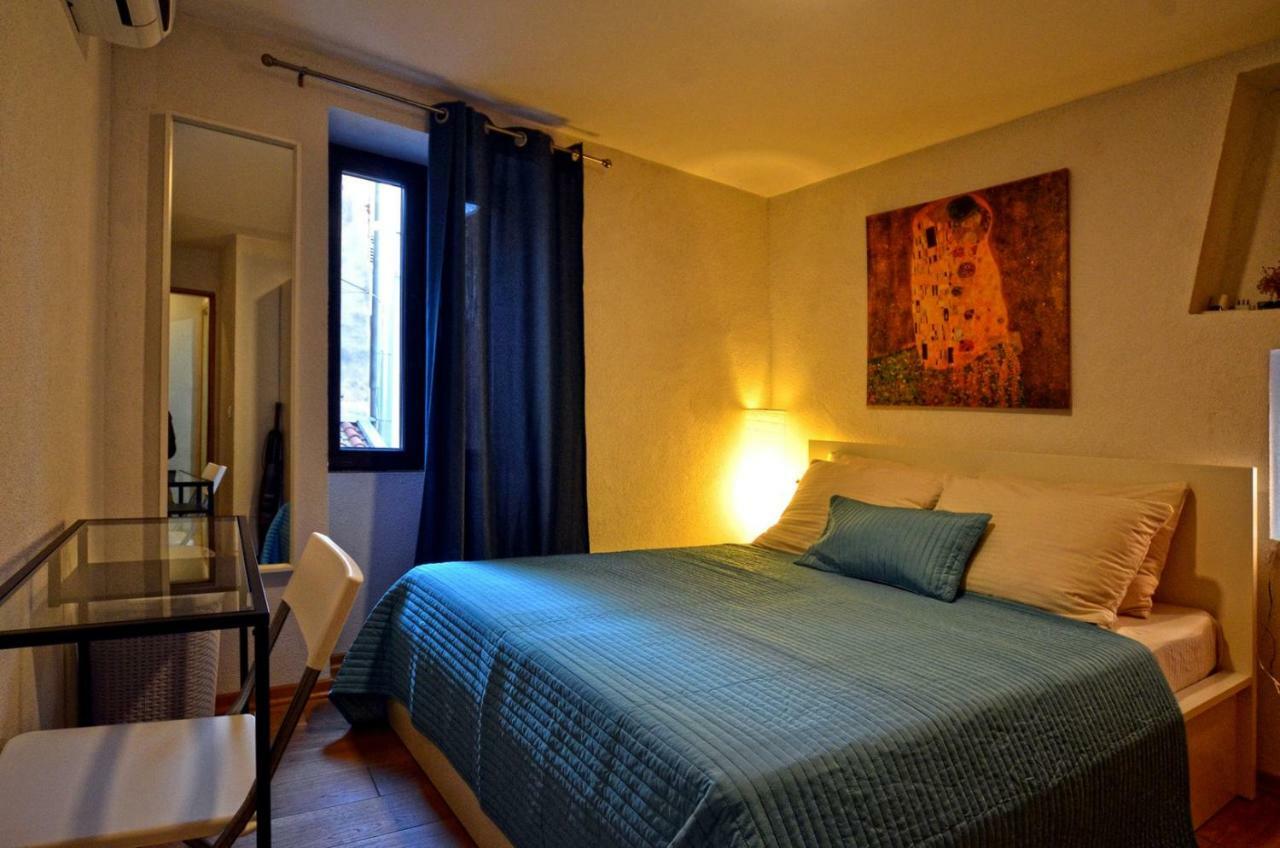 Bodi Apartment ロヴィニ エクステリア 写真