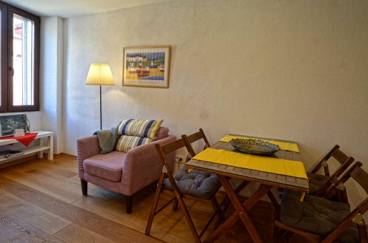 Bodi Apartment ロヴィニ エクステリア 写真